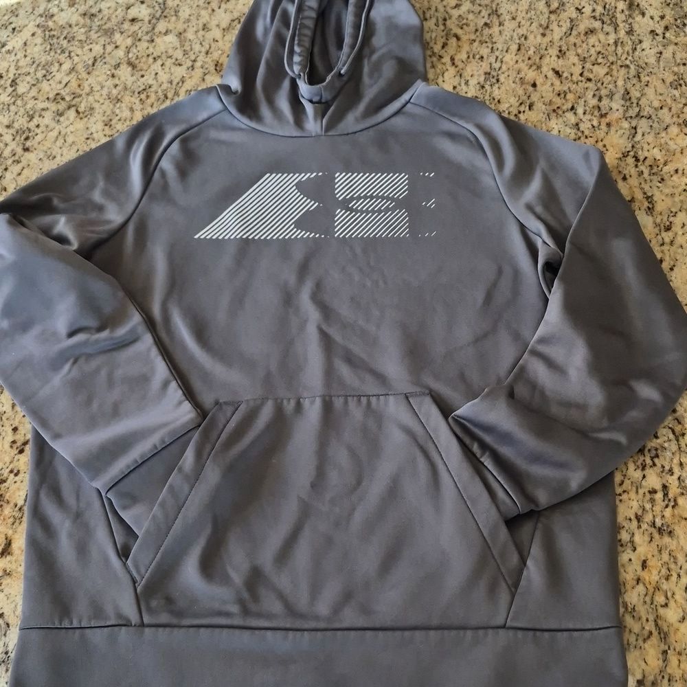 Under Armour Hoodie Sweat Shirt
